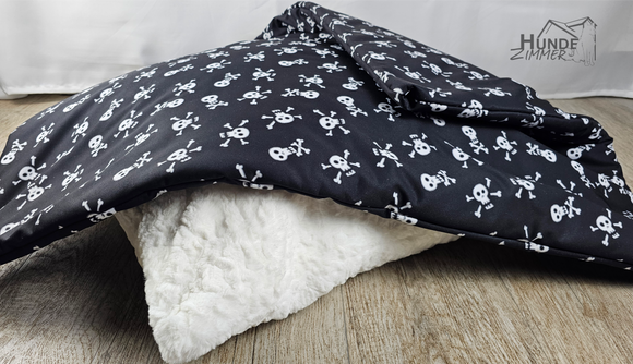 Softshell Hundedecke Totenköpfe, weiß